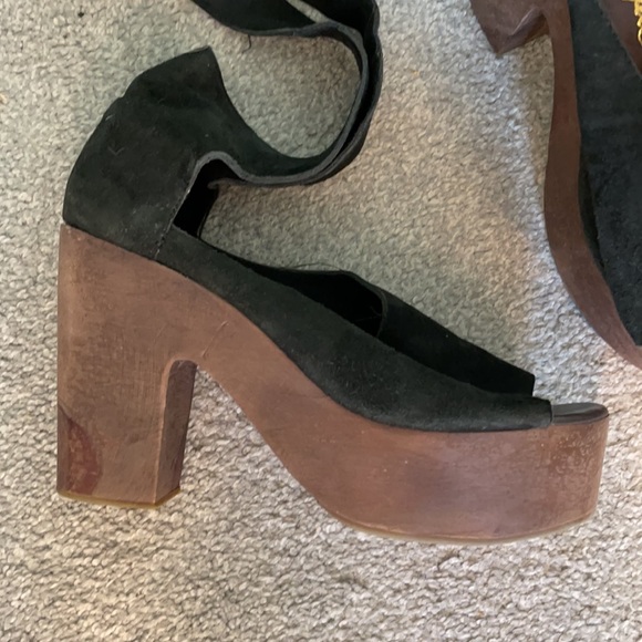 Free People Johnny Was Understated Leather Black Gladiator Platform size 40 - 9 - Picture 2 of 10